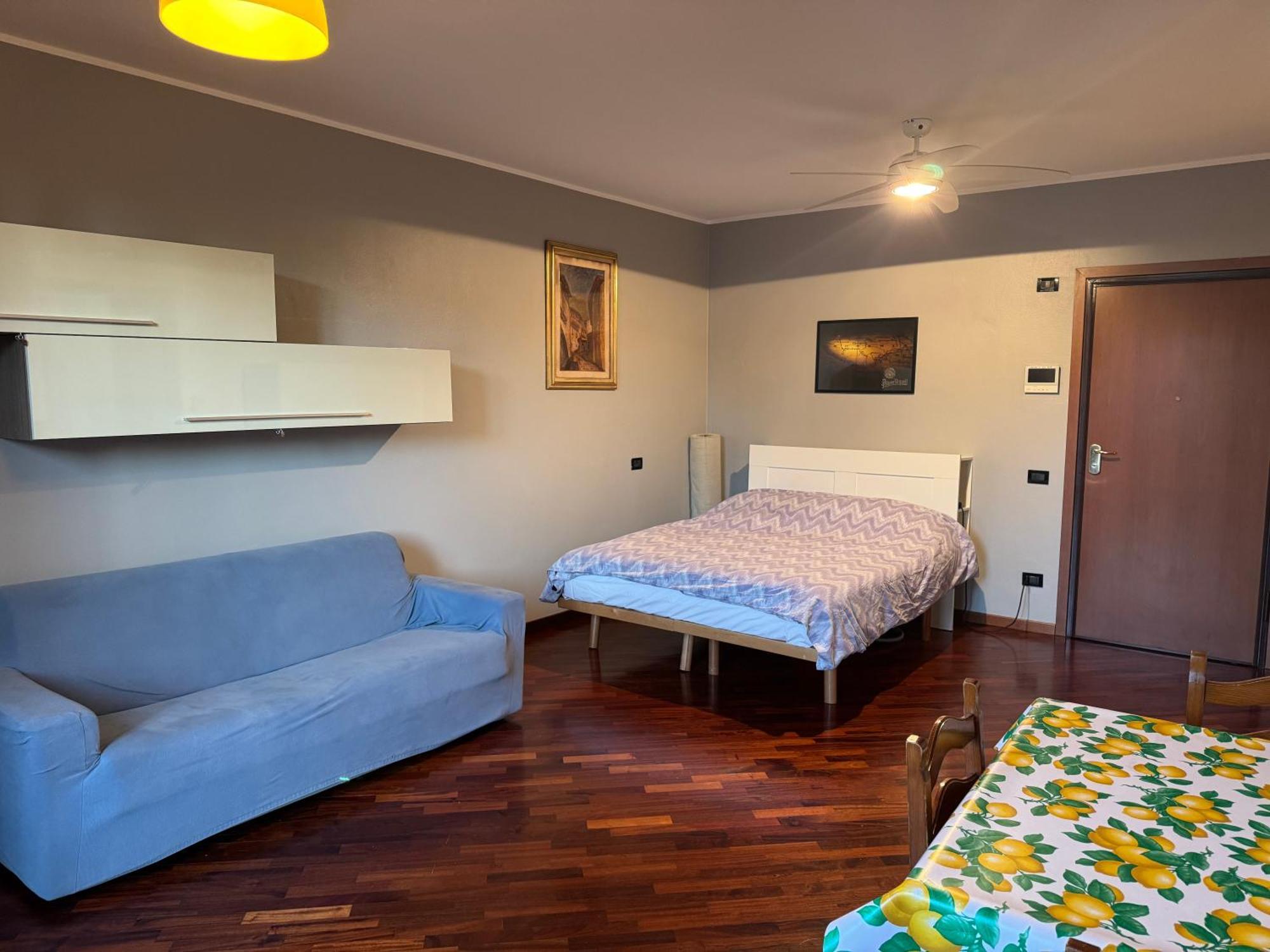 Ampio Monolocale Apartment Brescia Exterior photo